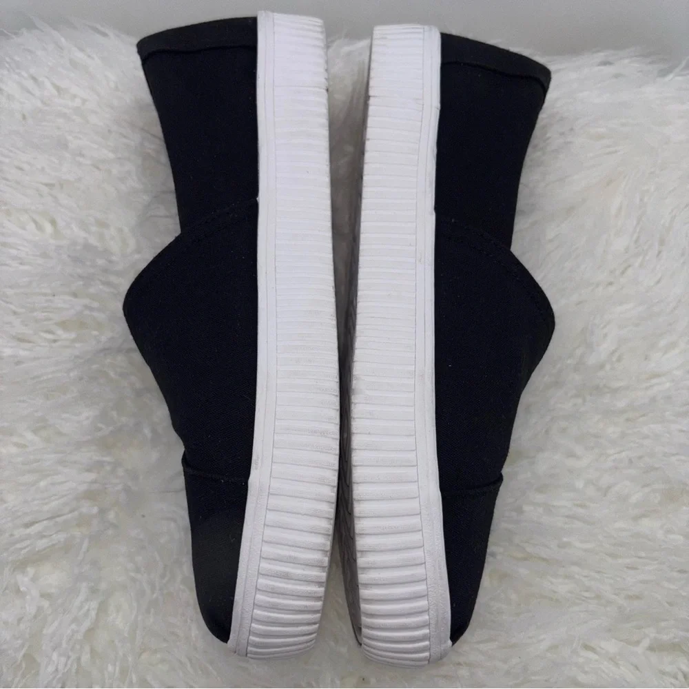 TOMS Women 9.5M Alpargata Platform Canvas Slip On Shoes‎ Black White